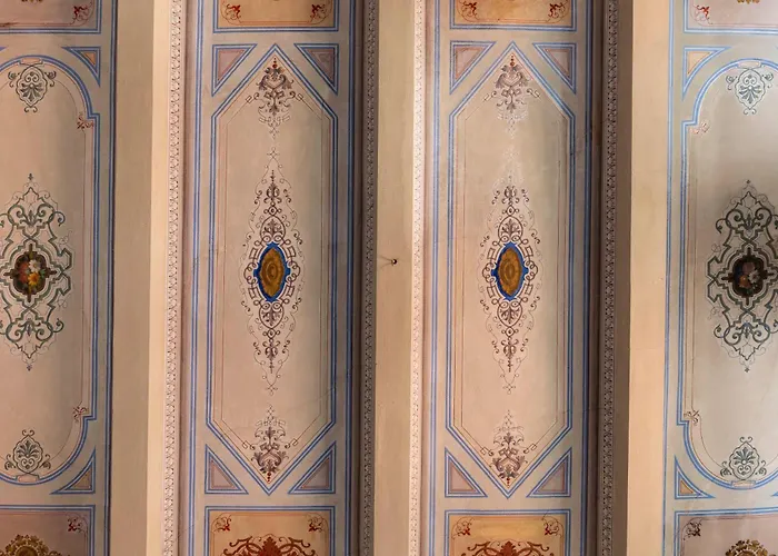 Santo Spirito Frescoed Apartment Florenz